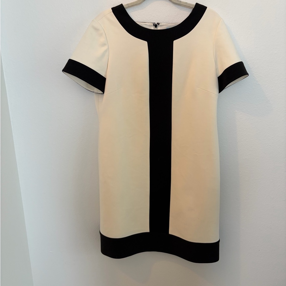 ANTONIO MELANI Cream Mini Dress with Black Contrast Panel